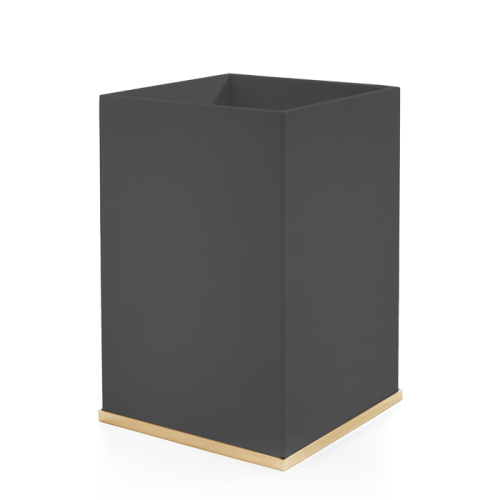 картинка 3SC Mood Deluxe Black Ведро, без крышки, 20х30х20 см, цвет: чёрный матовый/золото 24к. (ПО ЗАПРОСУ) от магазина Сантехстрой