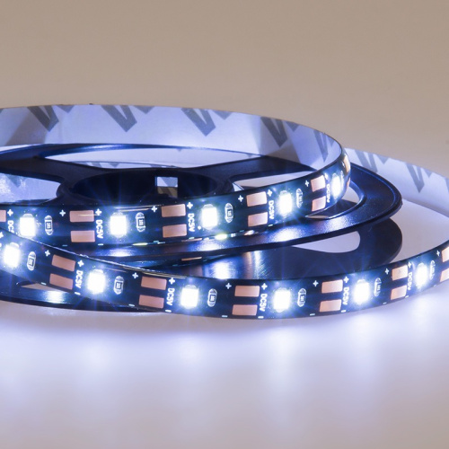 картинка Лента светодиодная 5В,  SMD2835, 4,8Вт/м,  60 LED/м,  6500K,  8мм,  1м,  с USB коннектором,  черная,  IP65 LAMPER от магазина Сантехстрой
