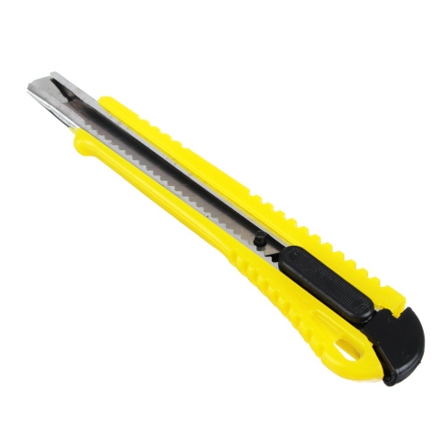 картинка HEADMAN Нож универс. усиленный с сегментированным лезвием 9мм (квадр. фиксатор) от магазина Сантехстрой