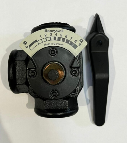 картинка 3-х ходовой смесительный клапан V5431A, DN25, 1" В, PN6, Kvs=10 м3/ч для котлов Wolf от магазина Сантехстрой