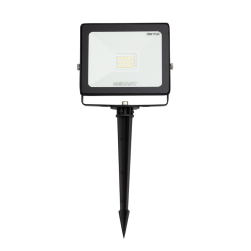 картинка Прожектор светодиодный 20 Вт 200–260 В IP65 1600 Лм 6500 K,  холодный свет REXANT + опора на грунте 605-100 от магазина Сантехстрой