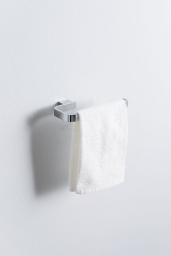 картинка Полотенцедержатель Allen Brau Infinity 6.21010-00 Хром от магазина Сантехстрой