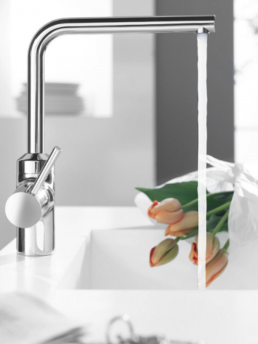картинка Смеситель для кухонной мойки KLUDI L-INE однорычажный, хром (428140577) от магазина Сантехстрой