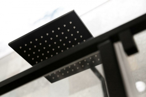 картинка Душевая дверь Cezares Urban 140 URBAN-B-12-140-C-NERO профиль Черный матовый стекло прозрачное от магазина Сантехстрой