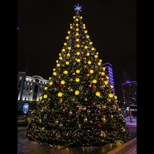 картинка Гирлянда Нить (дюраплей) 20м,  постоянное свечение,  черный каучук,  230В,  цвет Тёплый белый от магазина Сантехстрой