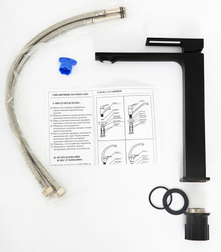 картинка Смеситель для раковины BelBagno Luce LUC-LMC-NERO-W0 Черный матовый от магазина Сантехстрой