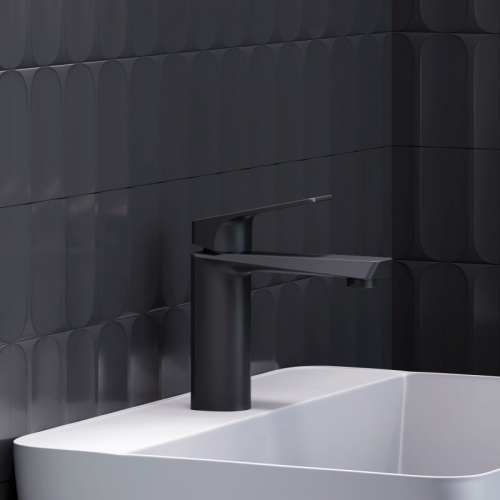 картинка 400210300 Merkur смеситель для умывальника, чёрный от магазина Сантехстрой