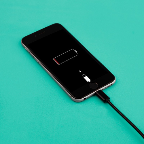 картинка Кабель USB-Lightning для iPhone/PVC/black/1m/REXANT от магазина Сантехстрой