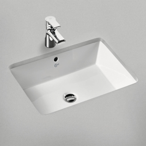 картинка Раковина Ideal Standard Strada 60 K077901 Белая от магазина Сантехстрой
