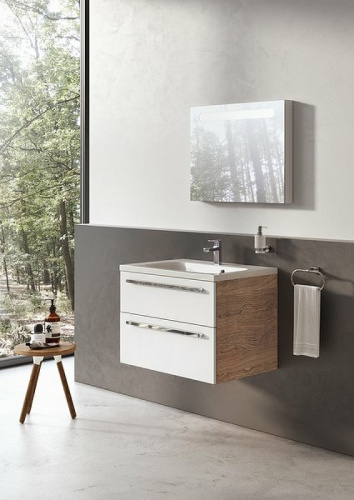 картинка Зеркало Ravak с подсветкой x000000968 Коричневое от магазина Сантехстрой