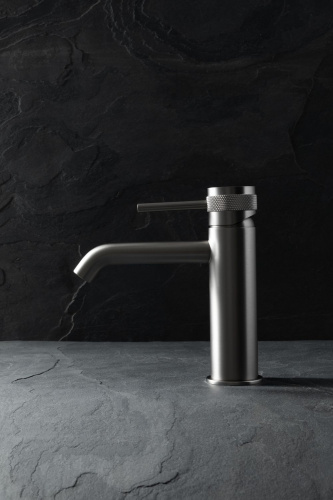 картинка Смеситель для раковины Allen Brau Priority 5.31A01-BN никель браш от магазина Сантехстрой