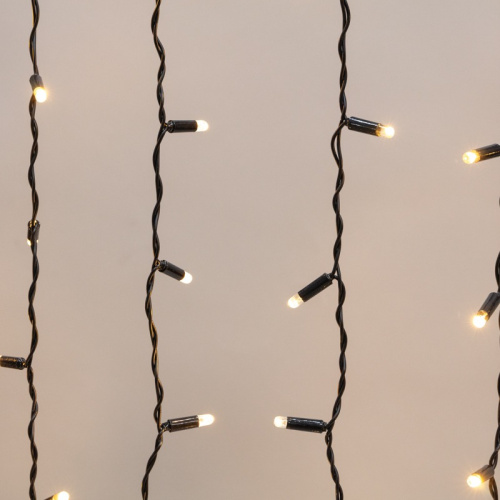 картинка Гирлянда светодиодная Занавес (Дождь),  2х0,8м,  160 LED ТЕПЛЫЙ БЕЛЫЙ,  черный ПВХ,  IP65, постоянное свечение,  230В,  соединяется (нужен шнур питания 303-500) от магазина Сантехстрой