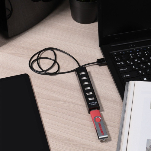 картинка Разветвитель USB на 7 портов черный REXANT от магазина Сантехстрой