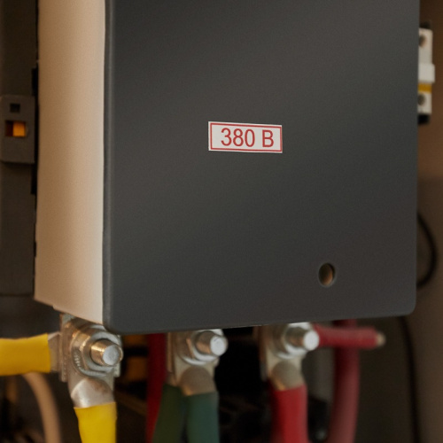 картинка Наклейка знак электробезопасности " 380 В"10*30 мм Rexant (42 шт на листе) от магазина Сантехстрой