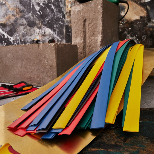 картинка Набор термоусаживаемых трубок ТУТ нг 15,0/7,5мм,  пять цветов,  упаковка 50 шт.  по 1м REXANT от магазина Сантехстрой