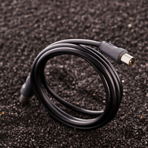 картинка Шнур ТВ гнездо - ТВ штекер,  длина 1,5 метра,  черный REXANT от магазина Сантехстрой