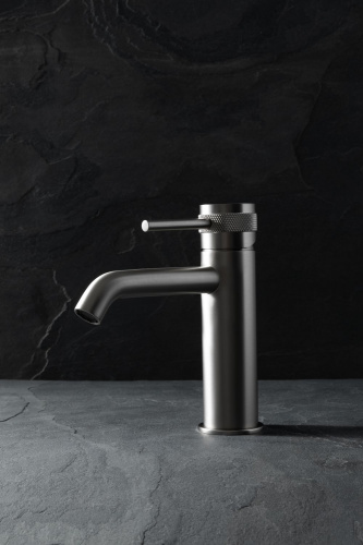 картинка Смеситель для раковины Allen Brau Priority 5.31A01-BN никель браш от магазина Сантехстрой