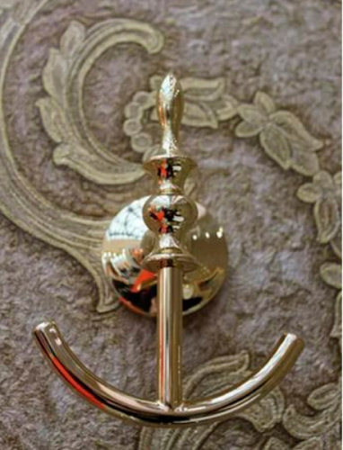 картинка Двойной крючок Art&Max Bohemia AM-E-4286B-Br Бронза от магазина Сантехстрой