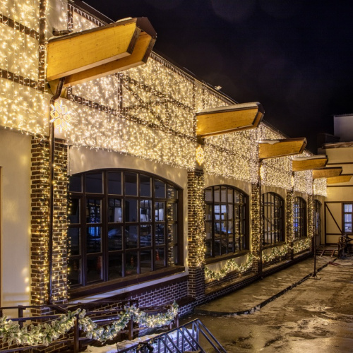 картинка Гирлянда светодиодная Занавес (Дождь),  2х3м,  600 LED ТЕПЛЫЙ БЕЛЫЙ,  белый ПВХ,  IP65, эффект мерцания,  230В,  соединяется (нужен шнур питания 303-500-1) от магазина Сантехстрой