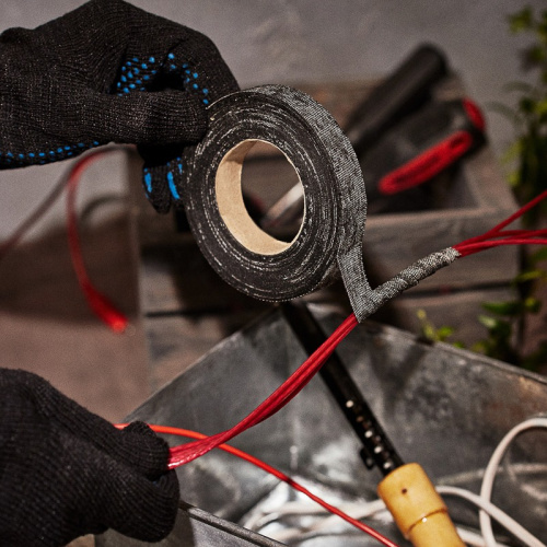 картинка Изолента х/б 15х0,35 мм (ролик 10 м/100 г) (1-ПОЛ) REXANT от магазина Сантехстрой