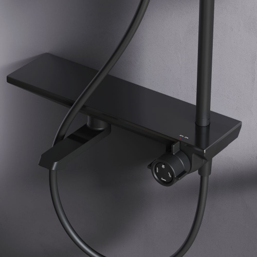 картинка F0790722 Gem, душ.система: см-ль-полка д/ванны/душа, душ.штанга, верхн. душ 220мм, ручн.душ, черн от магазина Сантехстрой