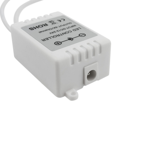картинка LED контроллер для светодиодной ленты White Mix 12/24 В,  72/144 Вт,  24 кнопки (IR) от магазина Сантехстрой