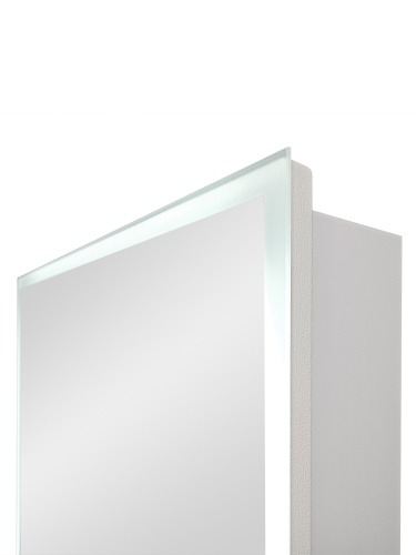 картинка Зеркало-шкаф "Reflection Cube LED" 600х800 RF2211CB от магазина Сантехстрой
