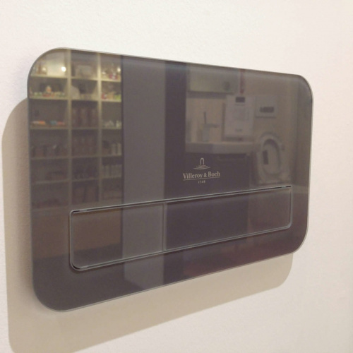 картинка Клавиша смыва Villeroy&Boch ViConnect 922400 Серая глянцевая от магазина Сантехстрой