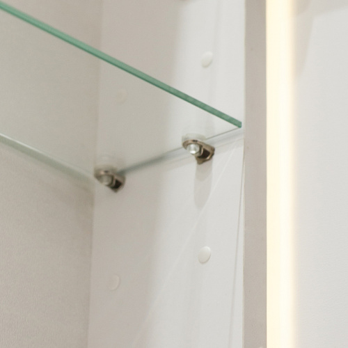 картинка Зеркальный шкаф BelBagno spc-mar-600/800-1a-led-tch Белый от магазина Сантехстрой