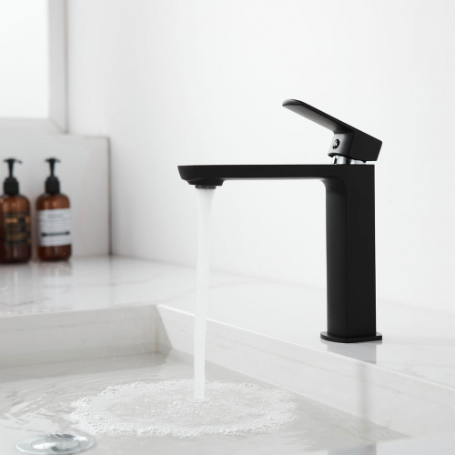 картинка Смеситель для раковины Next VBF-1N1MB однорычажный, черный от магазина Сантехстрой