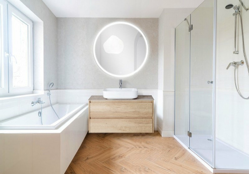 картинка Зеркало BelBagno spc-rng-900-led-tch от магазина Сантехстрой