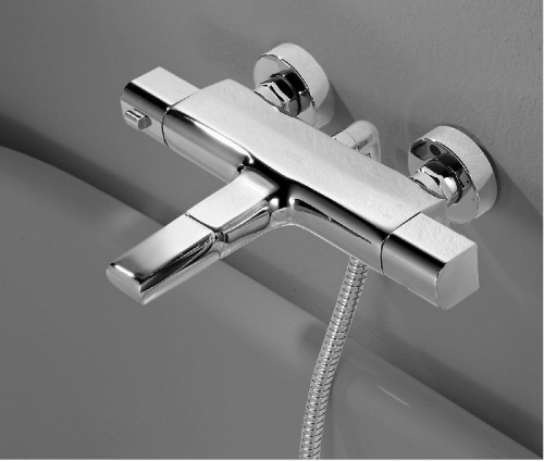 картинка Смеситель для ванны IDDIS Uniterm (UNISB02i74WA) от магазина Сантехстрой