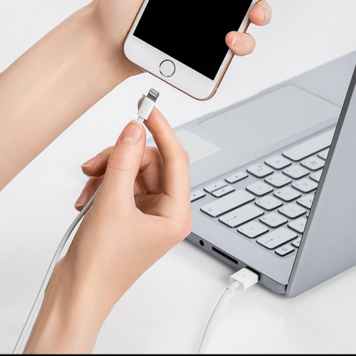 картинка USB-Lightning кабель для iPhone original copy 1:1/PVC/white/1m/REXANT от магазина Сантехстрой