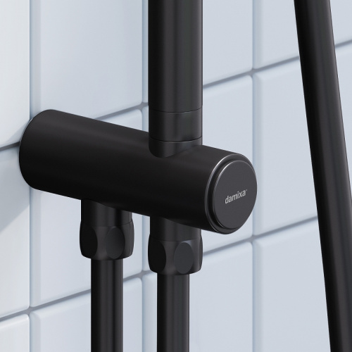 картинка 940000300 Merkur душ.система: верх.душ 310*200 мм, ручн.душ 3 ф-ции 130*250 мм, штанга 1050-1450, че от магазина Сантехстрой