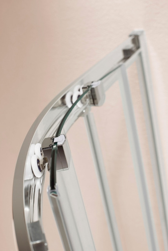 картинка Душевой уголок Cezares Eco R-2 90x90 профиль Хром стекло прозрачное от магазина Сантехстрой