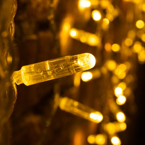 картинка Гирлянда светодиодная Занавес (Дождь),  2х0,8м,  160 LED ТЕПЛЫЙ БЕЛЫЙ,  прозрачный ПВХ,  IP65, эффект мерцания,  230В,  соединяется (нужен шнур питания 303-500-1) от магазина Сантехстрой