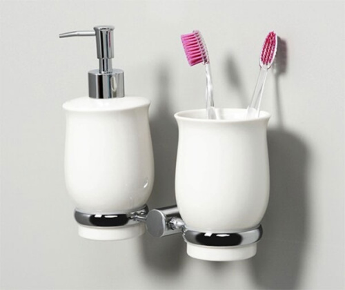 картинка Стакан для зубных щеток с дозатором для жидкого мыла WasserKRAFT K-24289 Хром Белый от магазина Сантехстрой