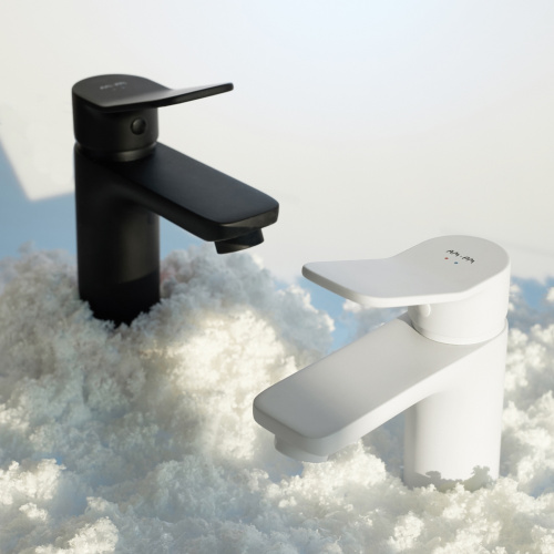 картинка F85A02133 X-Joy, смеситель для умывальника, белый, шт. от магазина Сантехстрой