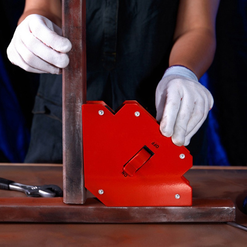 картинка Магнитный угольник-держатель для сварки,  отключаемый на 3 угла,  усилие 23 кг REXANT от магазина Сантехстрой