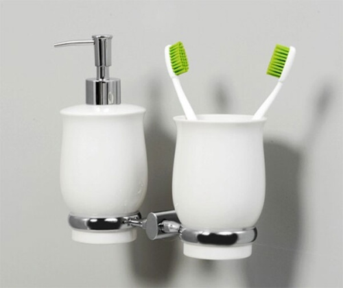 картинка Стакан для зубных щеток с дозатором для жидкого мыла WasserKRAFT K-24189 Хром Белый от магазина Сантехстрой