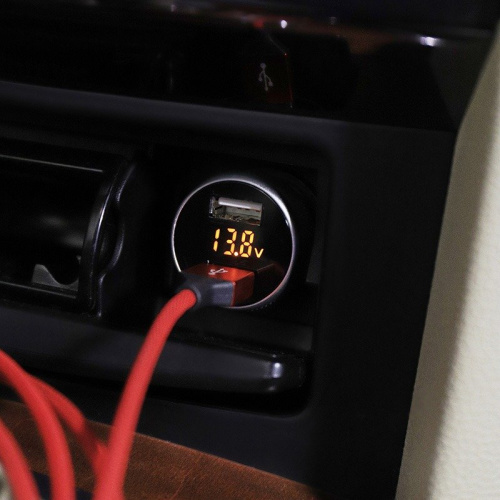 картинка Автозарядка в прикуриватель 2хUSB с дисплеем (АЗУ) (1000+2100 mA) серебристая REXANT от магазина Сантехстрой