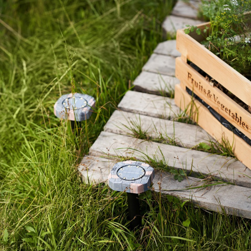 картинка Набор отпугивателей кротов с садовым фонариком (R20*2 камень) REXANT от магазина Сантехстрой